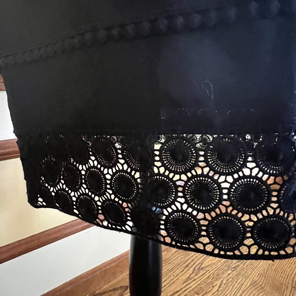 TALBOTS Black  Eyelet Lace Linen and Cotton Blend  Dress Size 8P - Picture 7 of 16